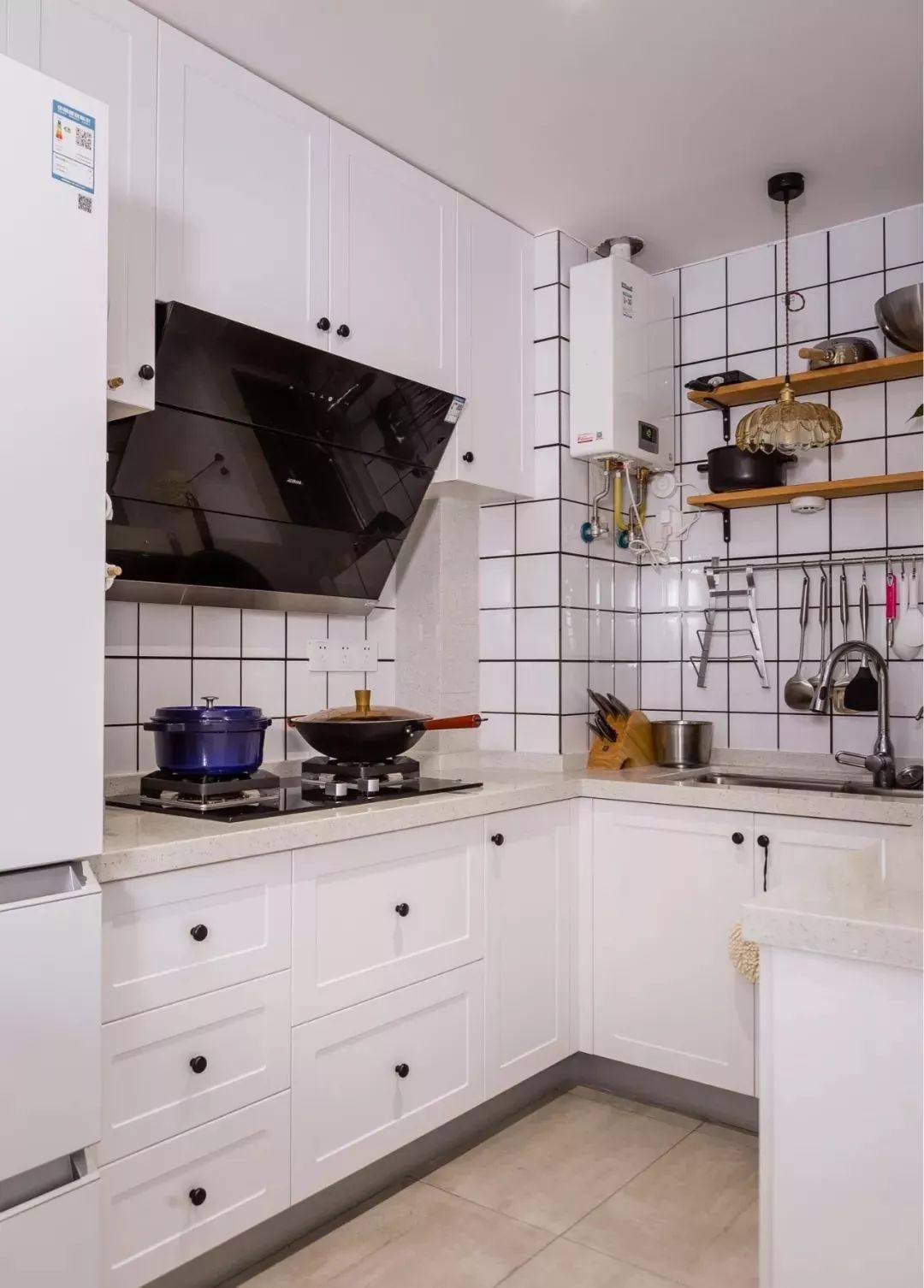 复古经典美式厨房装修效果图_金地新家